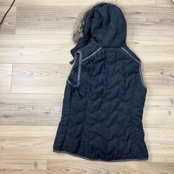 prAna Women's Gray Quilted Hooded Vest Size M Casual Sleeveless - Picture 7 of 9